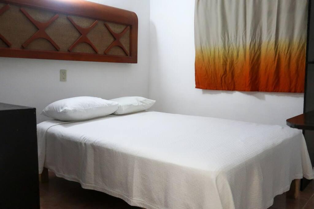 Casa Aurora #2: Private Room In Excellent Location Puerto Vallarta Exteriör bild
